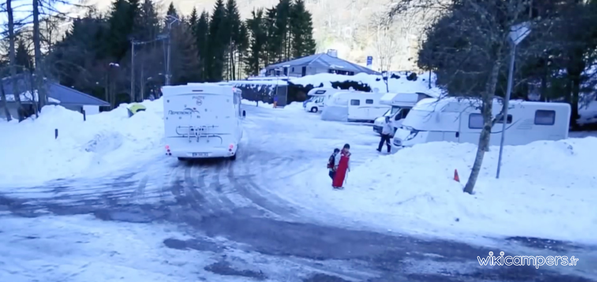 Istery Blanche Trail A Obstacles Dans La Neige Gourette 2015