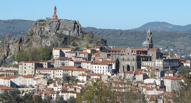 En route vers le Massif Central en camping-car_Puy-en-Velay