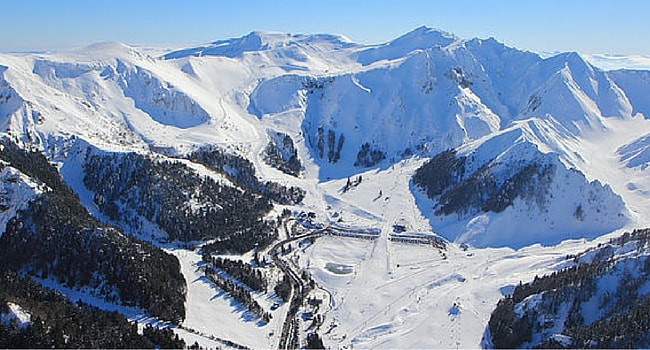 Ski dans le Massif Central en camping-car station le Mont Dore