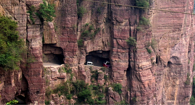 Tunnel de Guoliang les routes les plus dangereuses