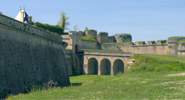 La route des vins du Médoc en camping-car_Citadelle-Blaye