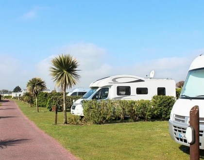 les camping-cars dans les campings