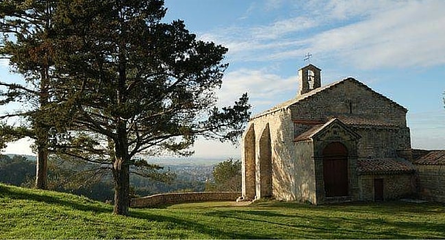 La chapelle Notre Dame du Chateau Saint Étienne du Gres