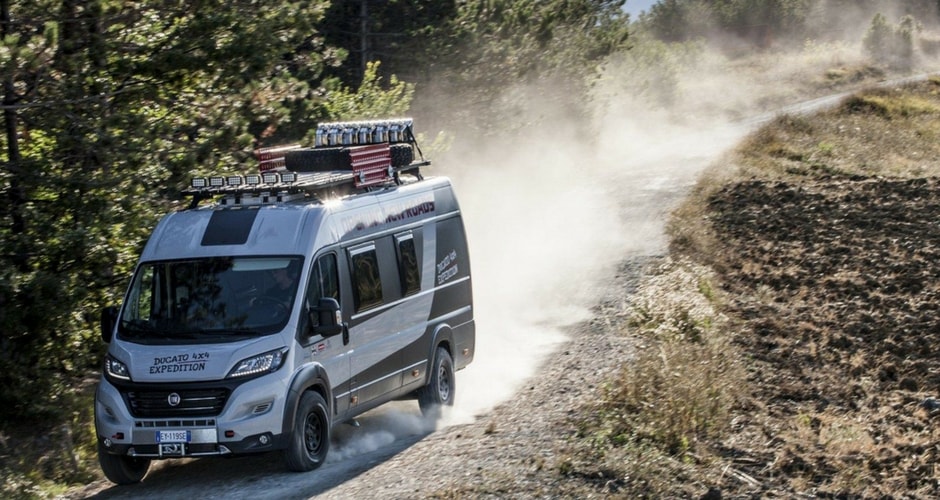 Le top des camping-cars tout terrain pour partir à l'aventure !