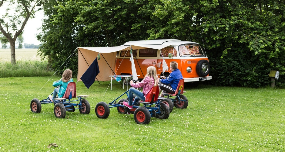 enfants en camping-car