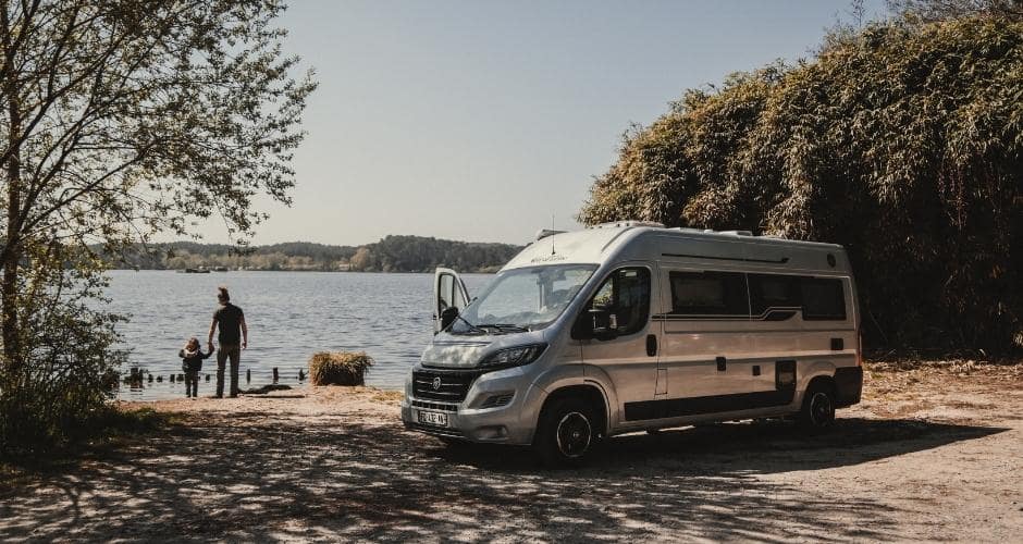 les-bons-gestes-a-adopter-en-camping-car