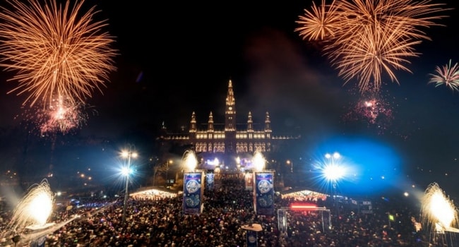 Feu d'artifice, chanson française Les célébrations du Nouvel An