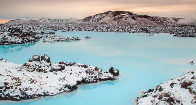 blue-lagoon-islande-source-d-eau-chaude-naturelle