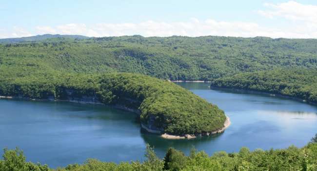 Les plus beaux lacs de baignade en France_Vouglans