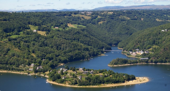 En route vers l'Aveyron en camping-car_Laussac