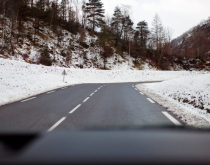 conduite_sur_neige_en_camping_car