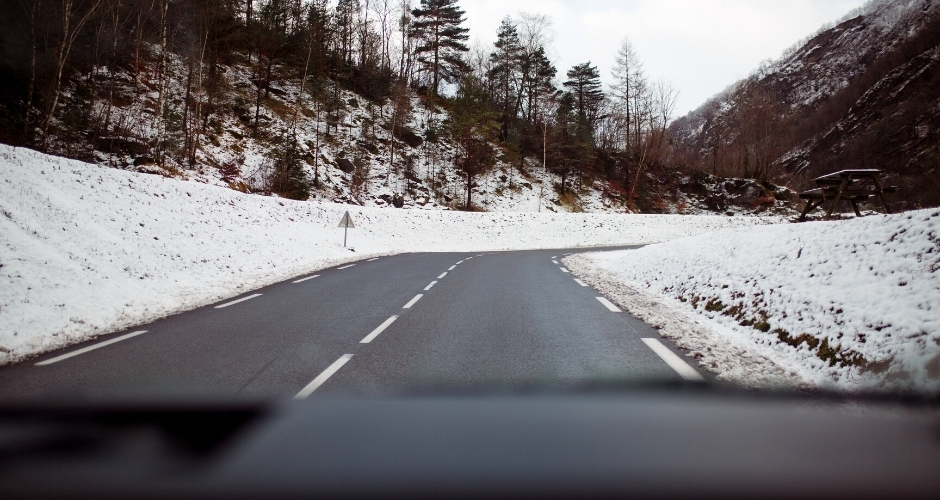 conduite_sur_neige_en_camping_car
