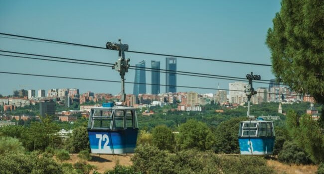 En route vers Madrid et sa région en camping-car_Téléphérique