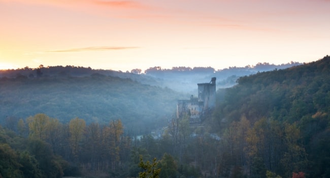 La route des châteaux hantés en camping-car_Le château de Commarque