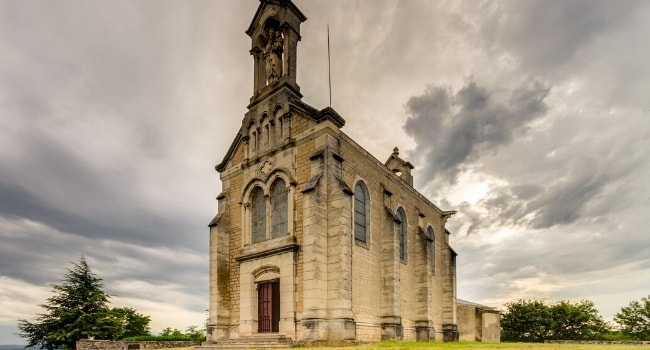 Excursion sur la route des vins du Beaujolais en camping-car