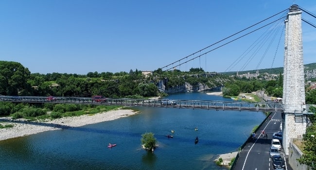 partir-en-aout-en-france_saint-martin-d-ardeche