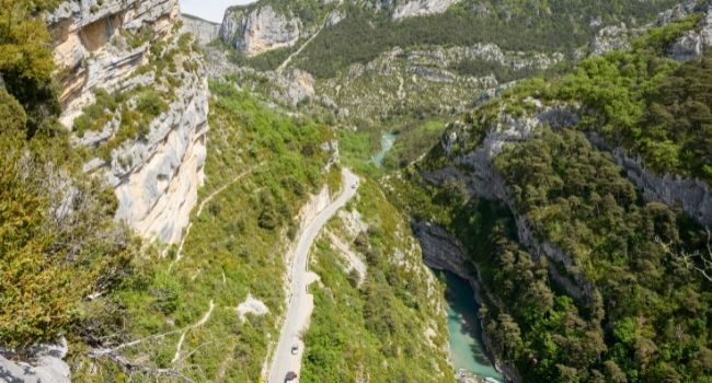 Gorges-du-Verdon-en-Fourgon_route-de-la-Corniche-Sublime