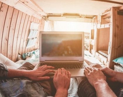 comment-avoir-internet-en-camping-car