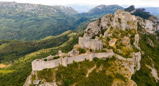 route-des-chateaux-cathares-en-camping-car-citadelle-de-peyrepertuse