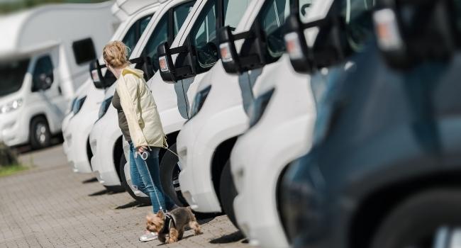 comment-bien-acheter-un-camping-car-reussir-son-achat-negocier-achat-camping-car-neuf