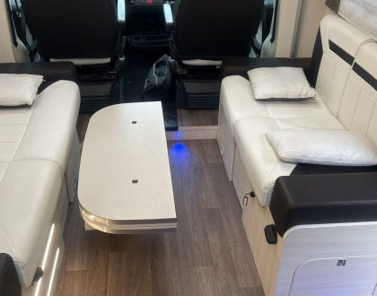 vendre-caming-car-sur-un-salon