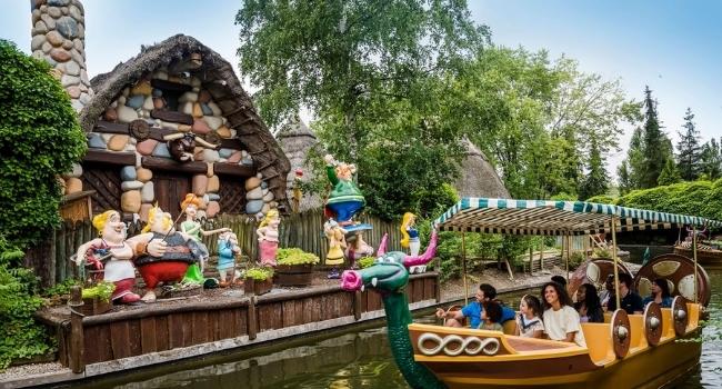 parcs-a-theme-a-faire-en-camping-car-parc-asterix