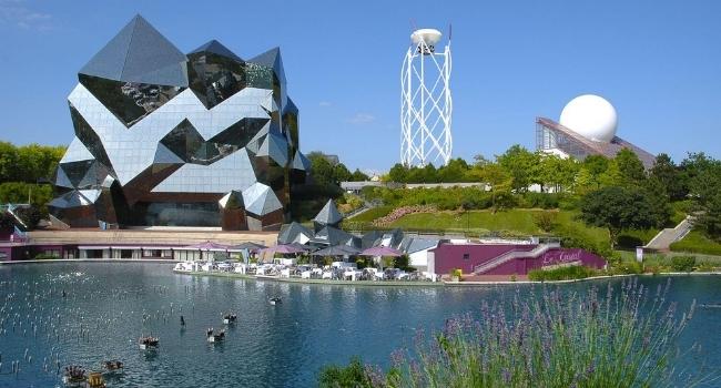 parcs-d-attractions-et-d-apprentissage-a-faire-en-camping-car-parc-du-futuroscope