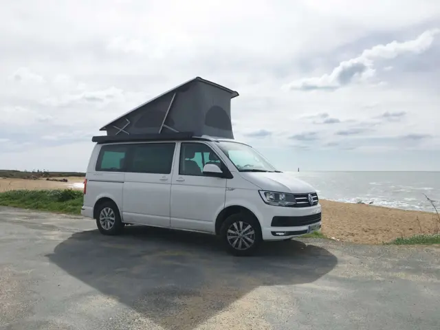 Van Volkswagen California T6 – Le Château-d'Olonne