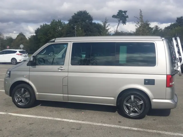 Van California T5 California 4 Motion – Draveil