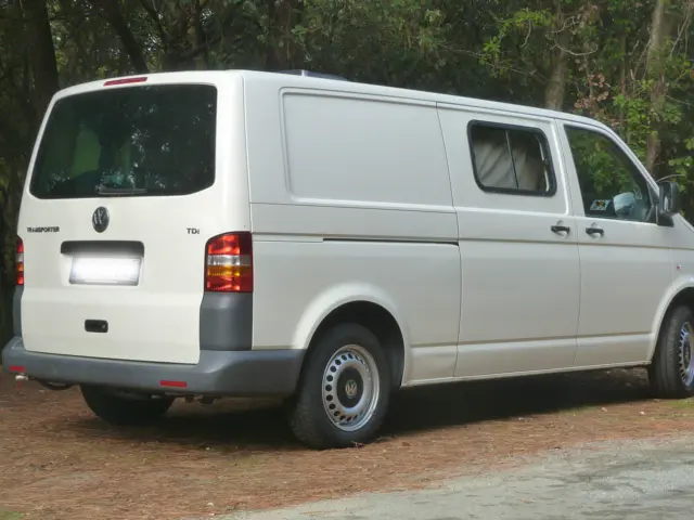 Van Volkswagen Transporter T5 – Paris
