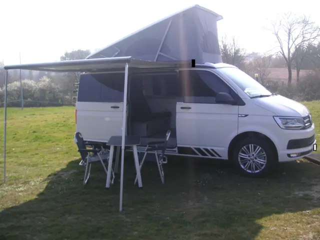 Van California T6 California – Belleville-sur-Vie
