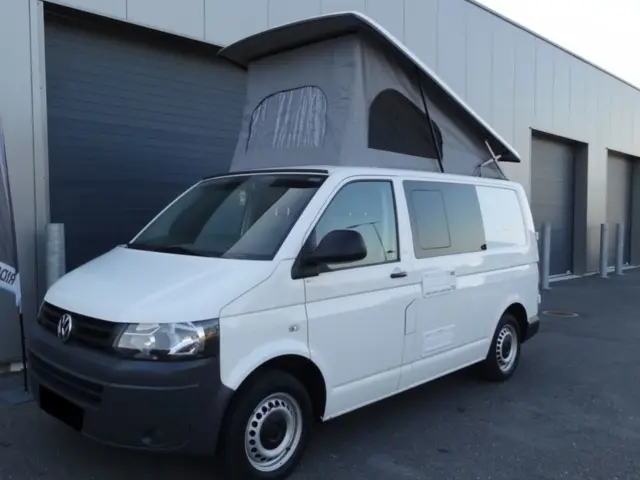 Van California Transporter T5 – Pluduno