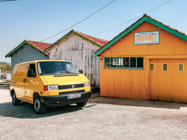 Van Transporteur T4 L1H1 Tôlé – Surgères