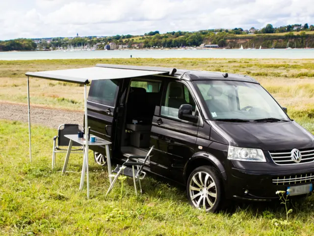 Van Volkswagen California T5 Confortline – Saint-Samson-sur-Rance