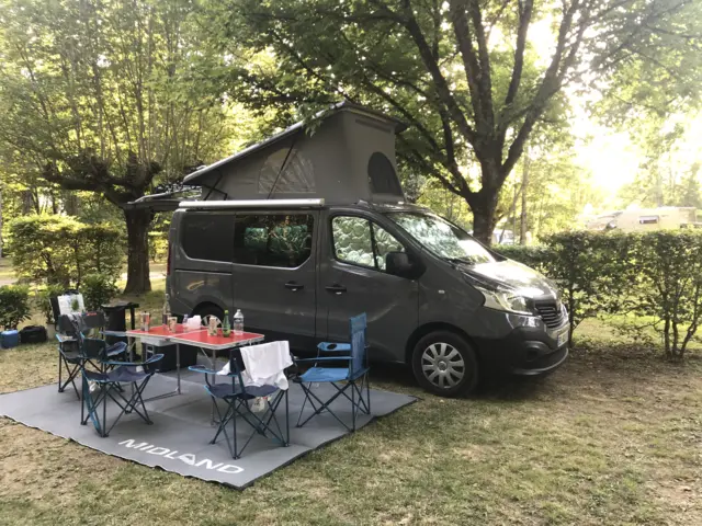 Van Hanroad Trek – Vitrolles
