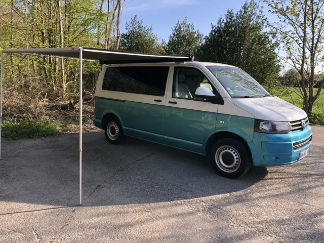 Van Volkswagen T5 – LA MAILLERAYE SUR SEINE