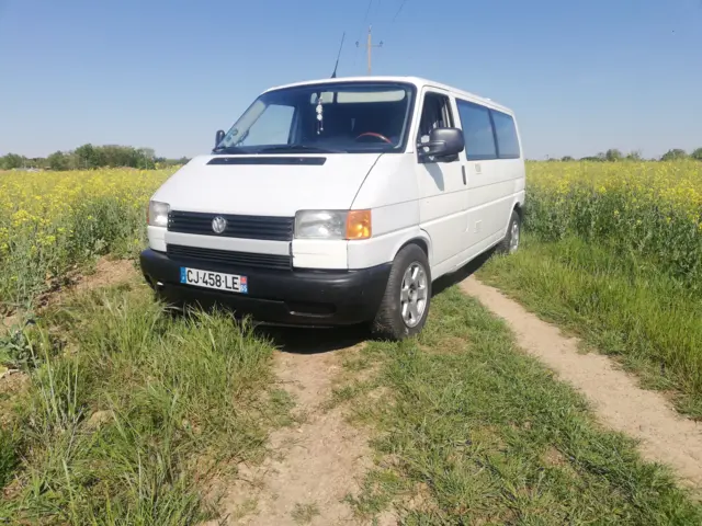 Van Caravelle T4 Long – Aulos-Sinsat