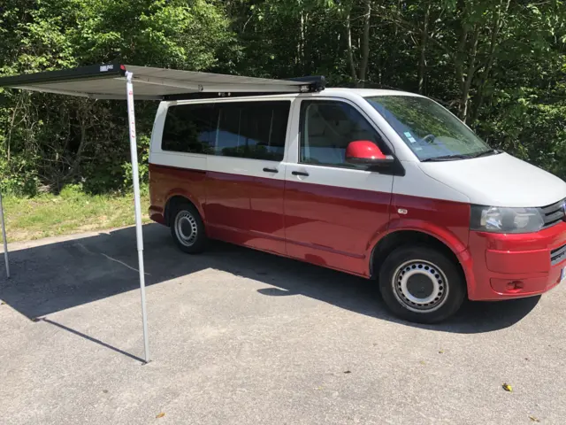 Van Volkswagen T5 – Arelaune-en-Seine