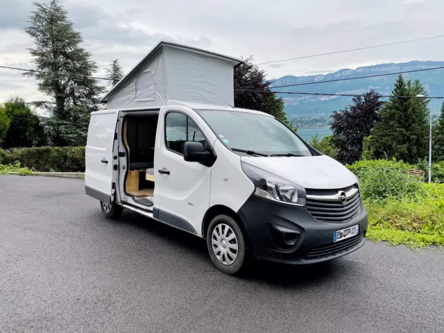 Van California Vivaro – Le Bourget-du-Lac