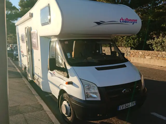 Capucine Challenger Genesis 49 – Bormes-les-Mimosas