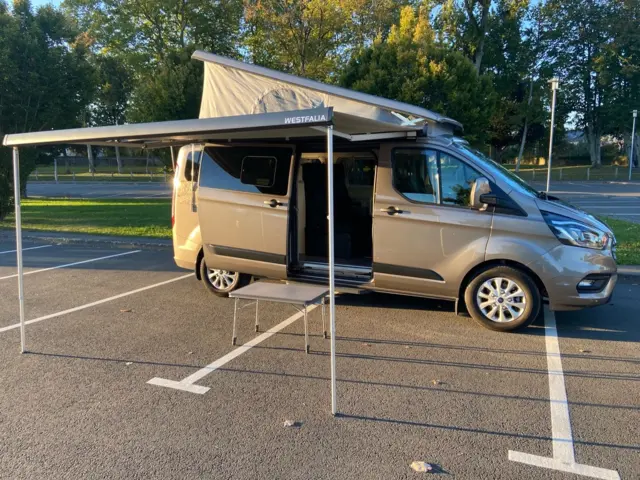 Van Westfalia Nugget Plus – Mézangers