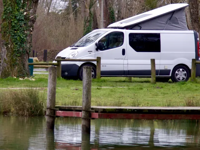 Van Campereve Compact – Martigues