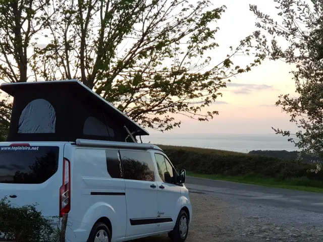 Van Campereve Compact – Barcus