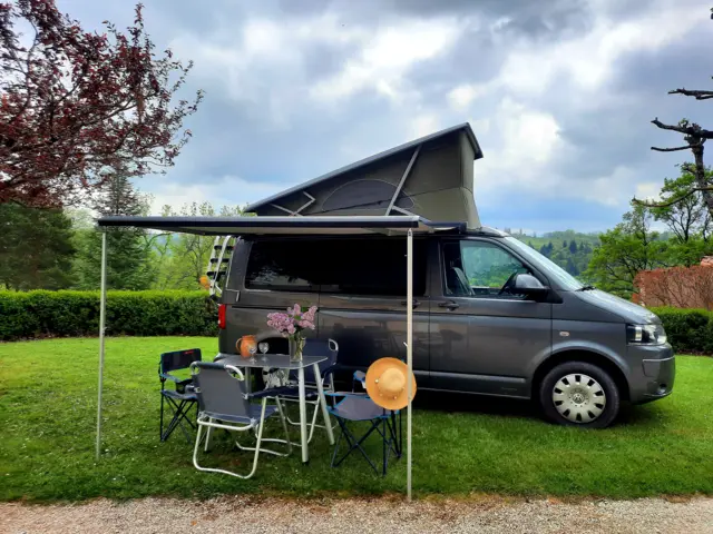 Van Volkswagen California – Nézignan-l'Évêque