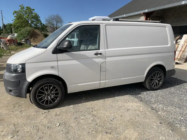 Van Transporteur T5 – IZAUX
