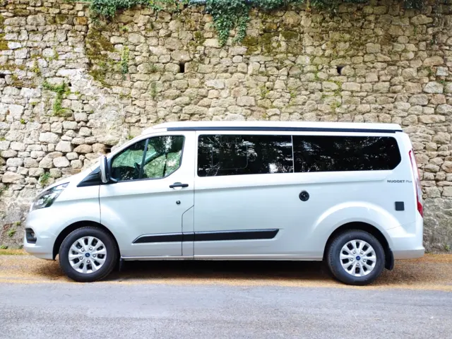 Van Westfalia Custom Nuggets Plus – La Chaize-le-Vicomte
