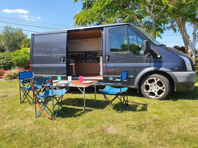 Van Benimar Transit – Saint-Avé