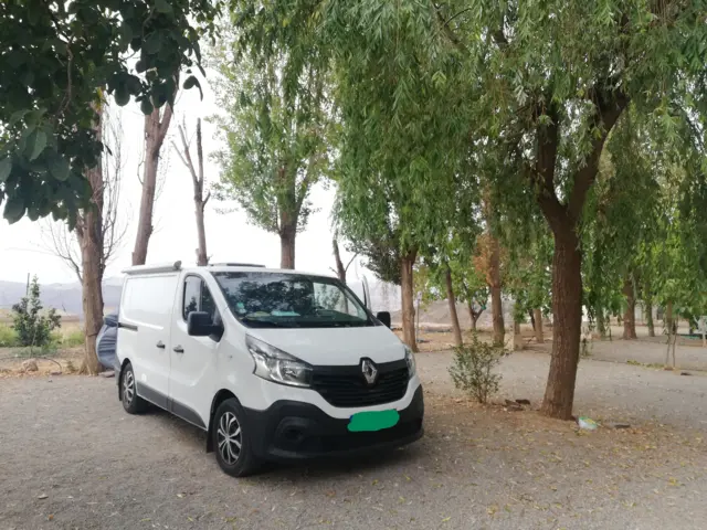 Van Trafic – Saint-Génies-de-Fontedit