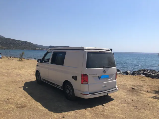 Van Transporteur T6 – Lanrivoaré