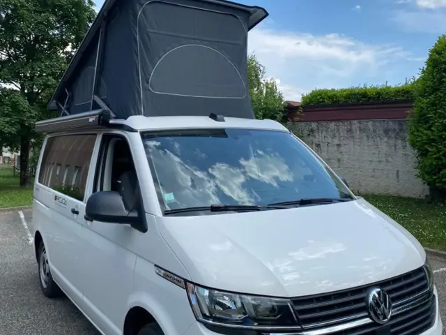 Van Volkswagen California – Seyssinet-Pariset